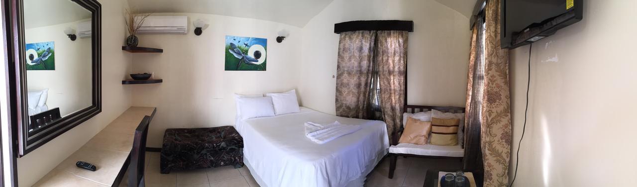 Blue Wave Guest House Кей-Колкер Экстерьер фото